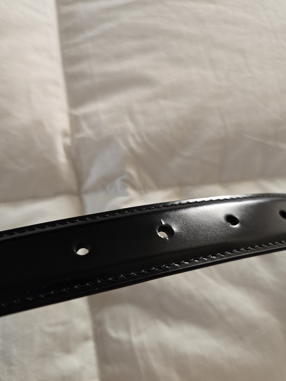 NEW Celine Triomphe Black Leather Belt Size 70 - Picture 4 of 9